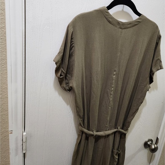 Staccato olive green super soft romper‎ size medium - Picture 3 of 5